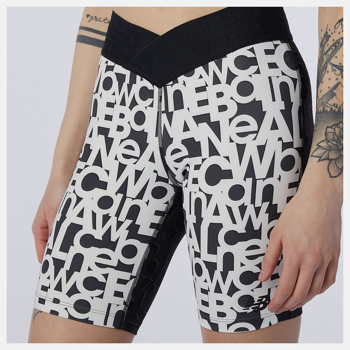 Women New Balance Relentless Printed Fitted Short