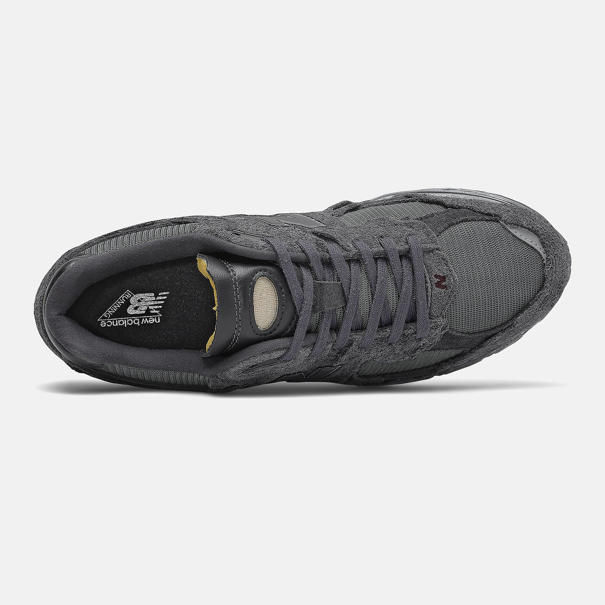 Men New Balance 2002R