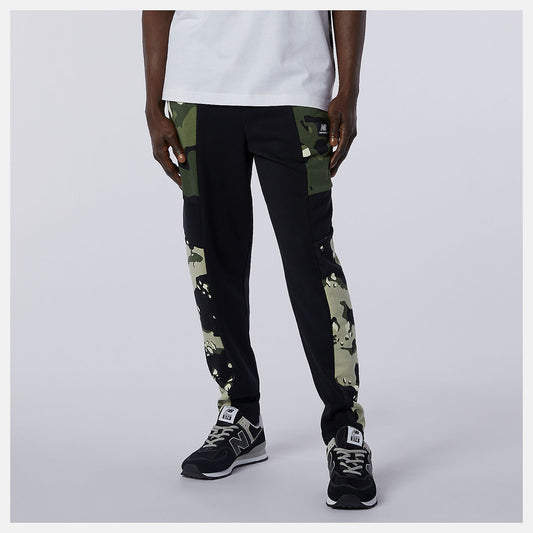 Men New Balance NB Essential Camo Sweatpant