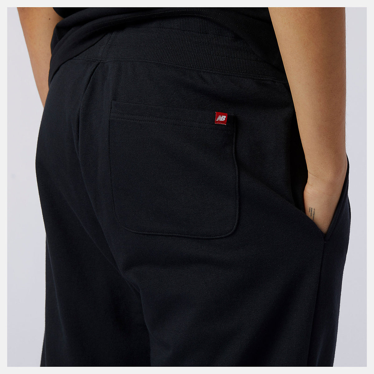 Women/Men New Balance NB Essentials Embroidered Pant