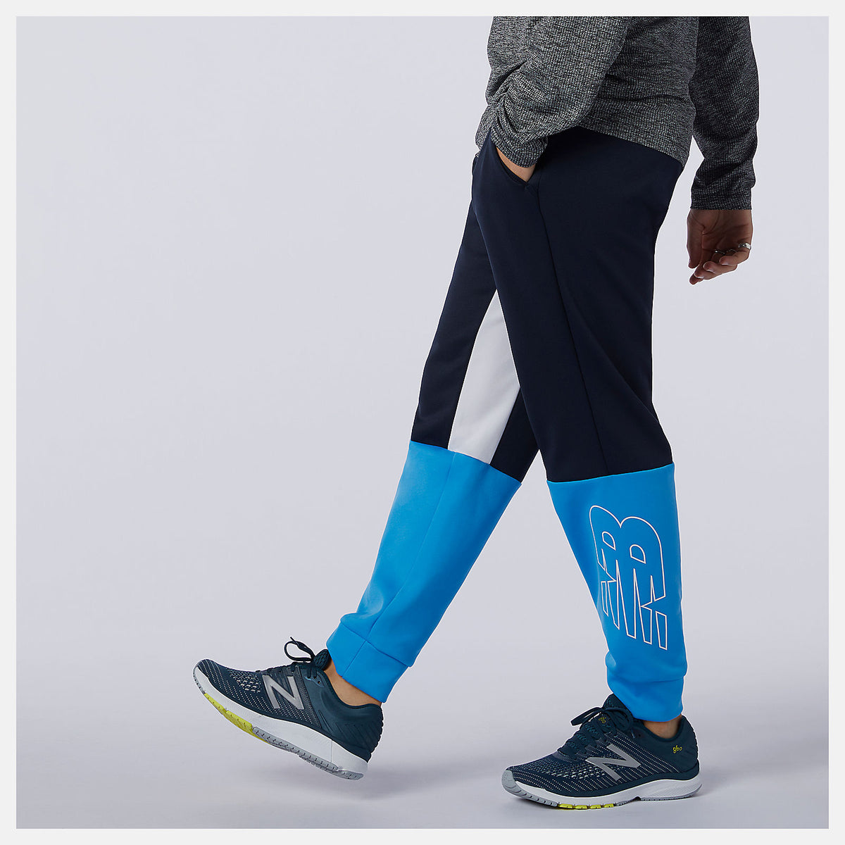 Men New Balance Tenacity Performance Fleece Blocked Pant