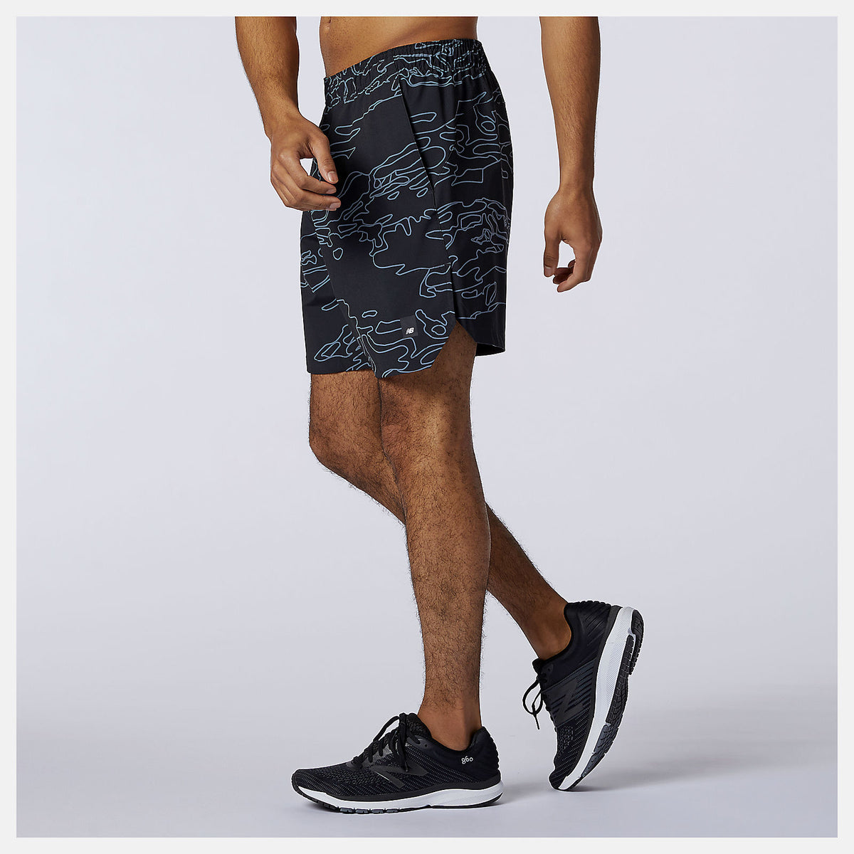 Men New Balance Fortitech Graphic 7 inch Woven Short
