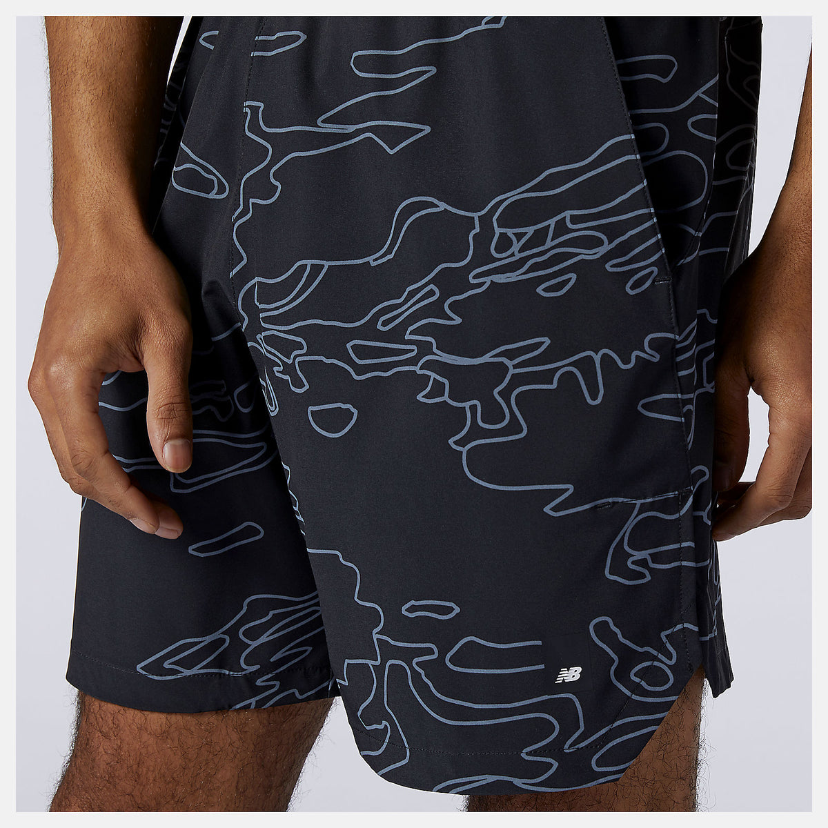 Men New Balance Fortitech Graphic 7 inch Woven Short