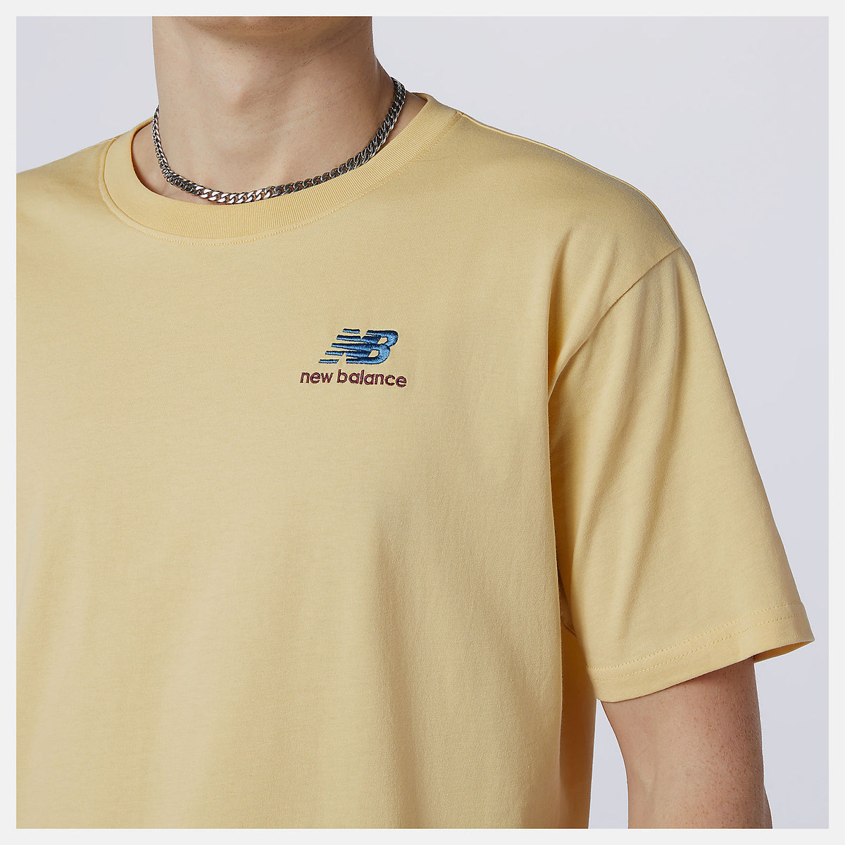 Women/Men New Balance NB Essentials Embroidered Tee