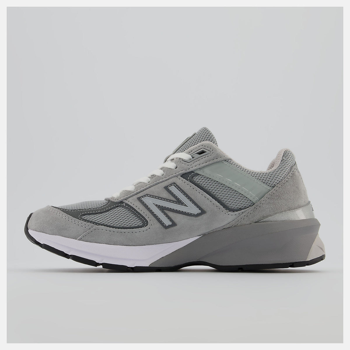 Women New Balance Made in US 990v5