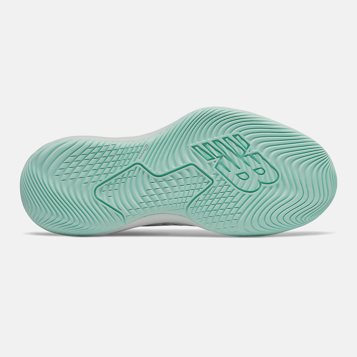 Women New Balance 696v4