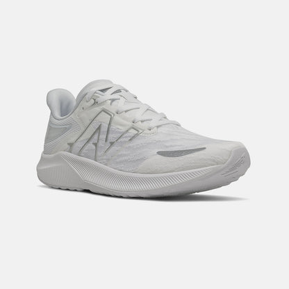 Women New Balance FuelCell Propel v3