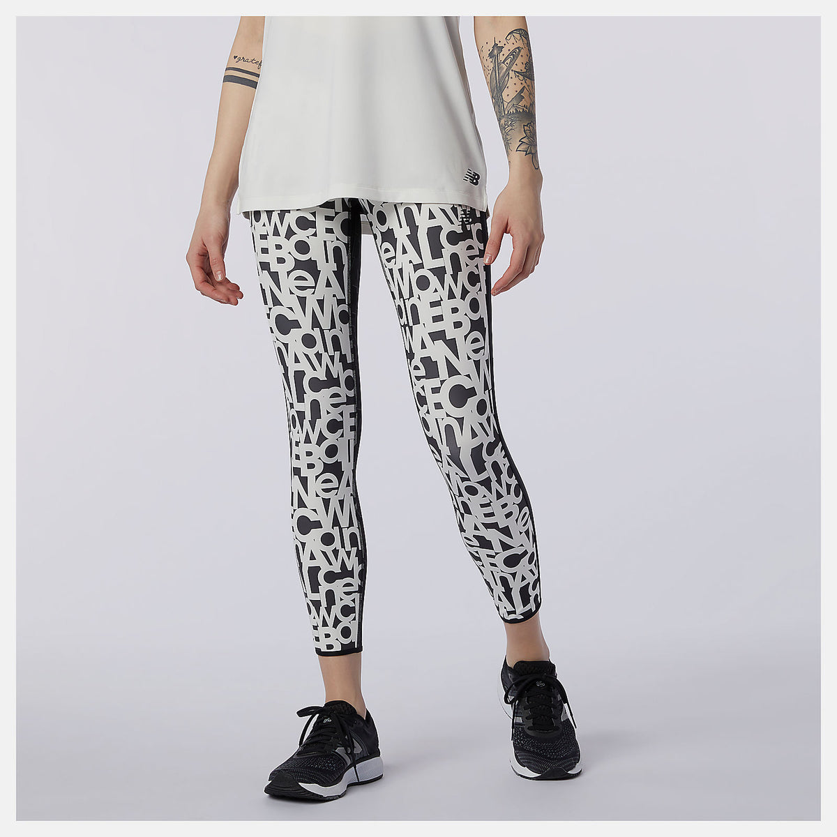 Women New Balance Relentless Printed High Rise 7/8 Tight