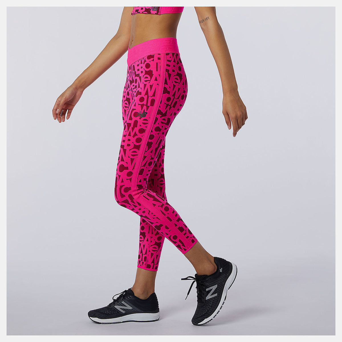 Women New Balance Relentless Printed High Rise 7/8 Tight