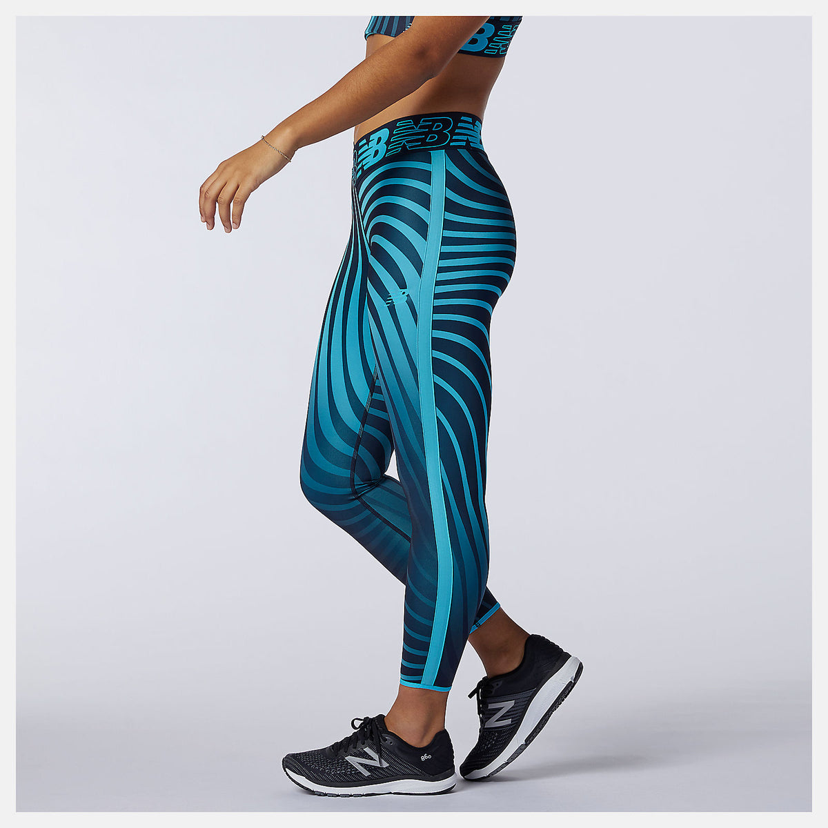 Women New Balance Relentless Printed High Rise 7/8 Tight