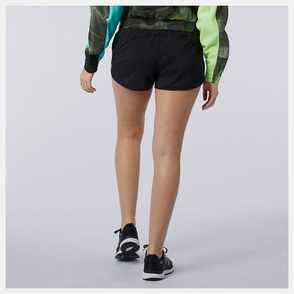 Women New Balance Accelerate Short 2.5 Inch