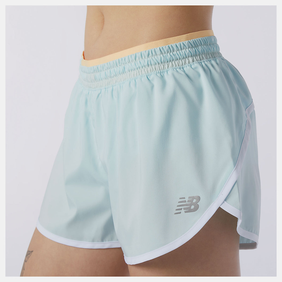 Women New Balance Accelerate Short 2.5 Inch