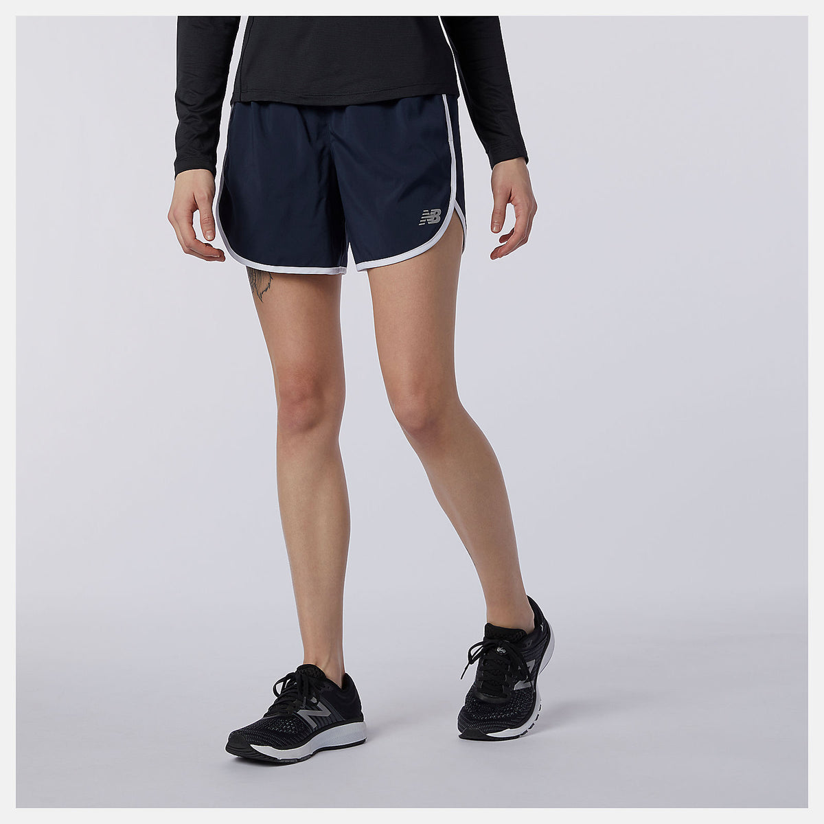 Women New Balance Accelerate Short 5 Inch