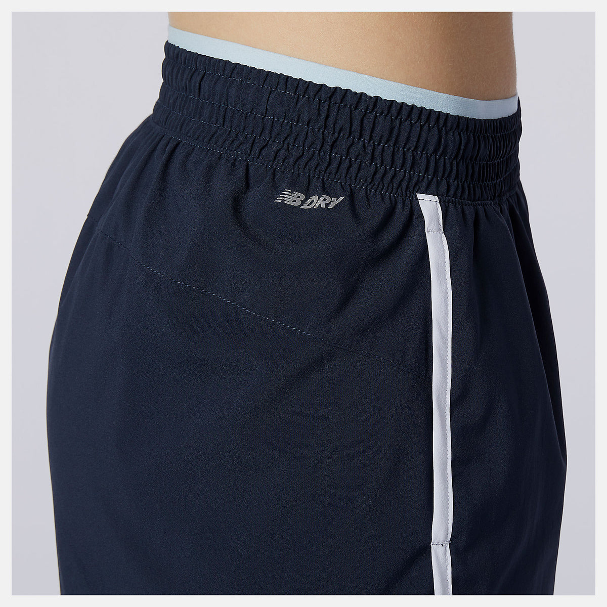 Women New Balance Accelerate Short 5 Inch