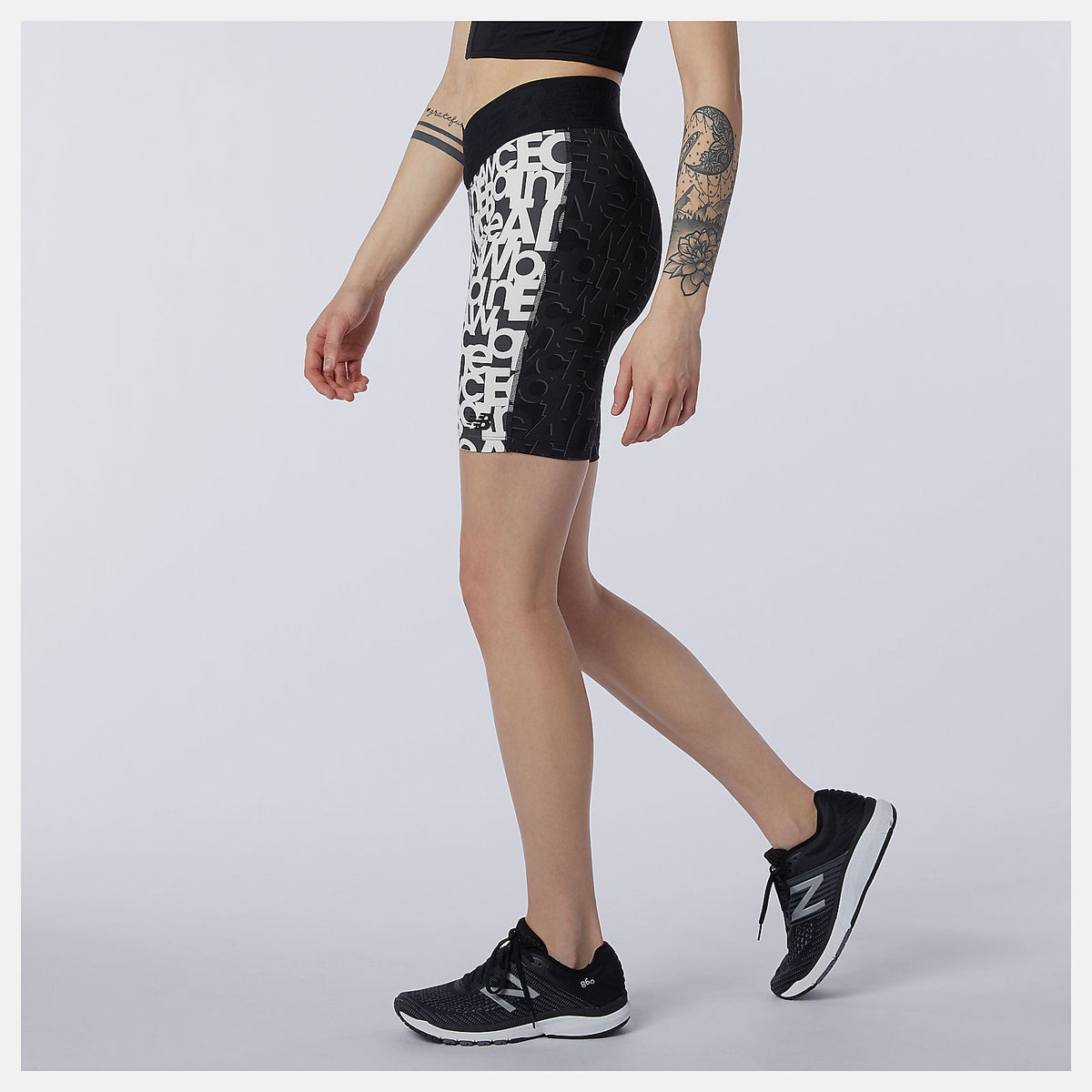 Women New Balance Relentless Printed Fitted Short