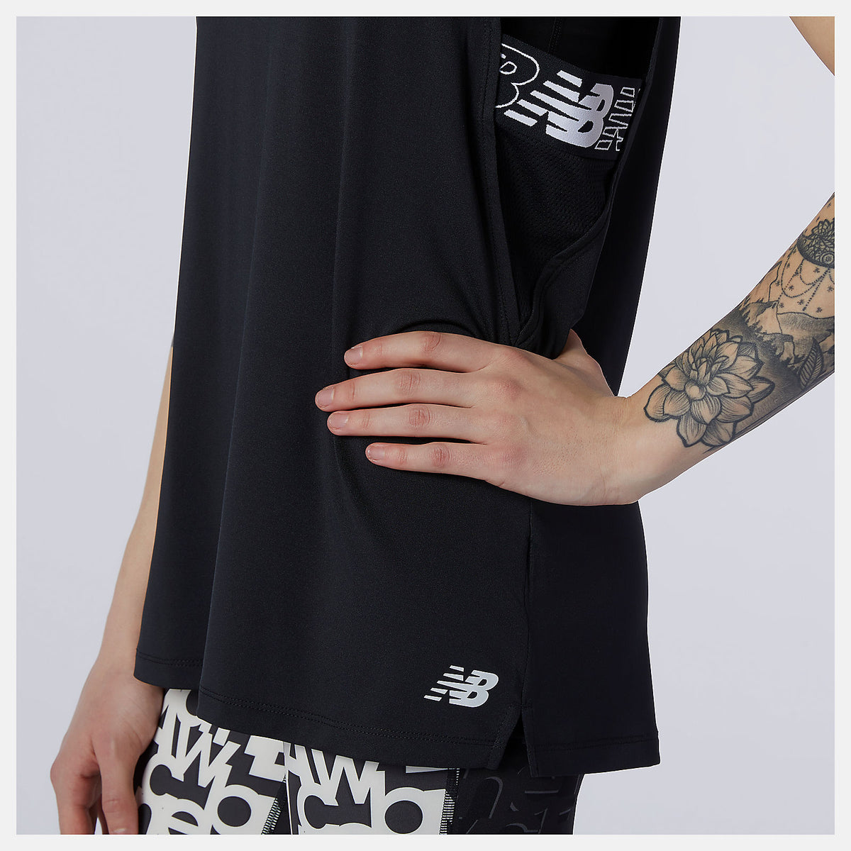 Women New Balance Relentless Sweat Tank