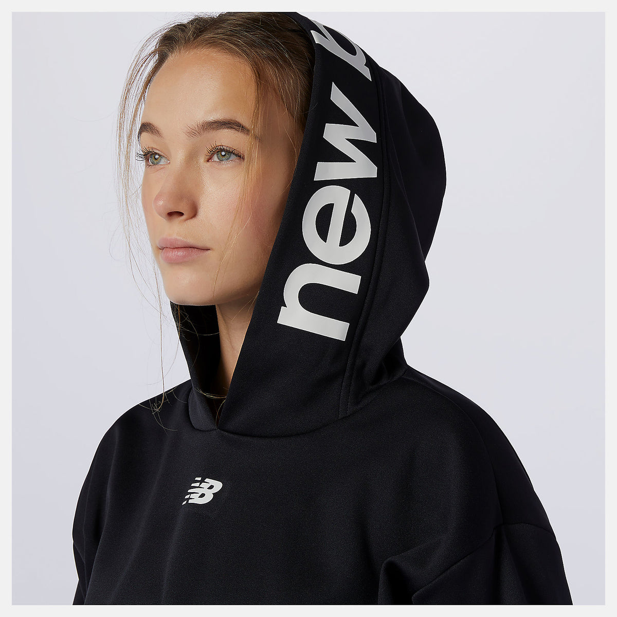 Women New Balance Relentless Performance Fleece Layer